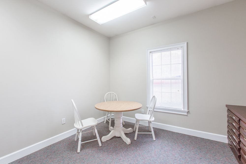 Office For Lease: 4414 Brainerd Rd, Chattanooga, TN 37411